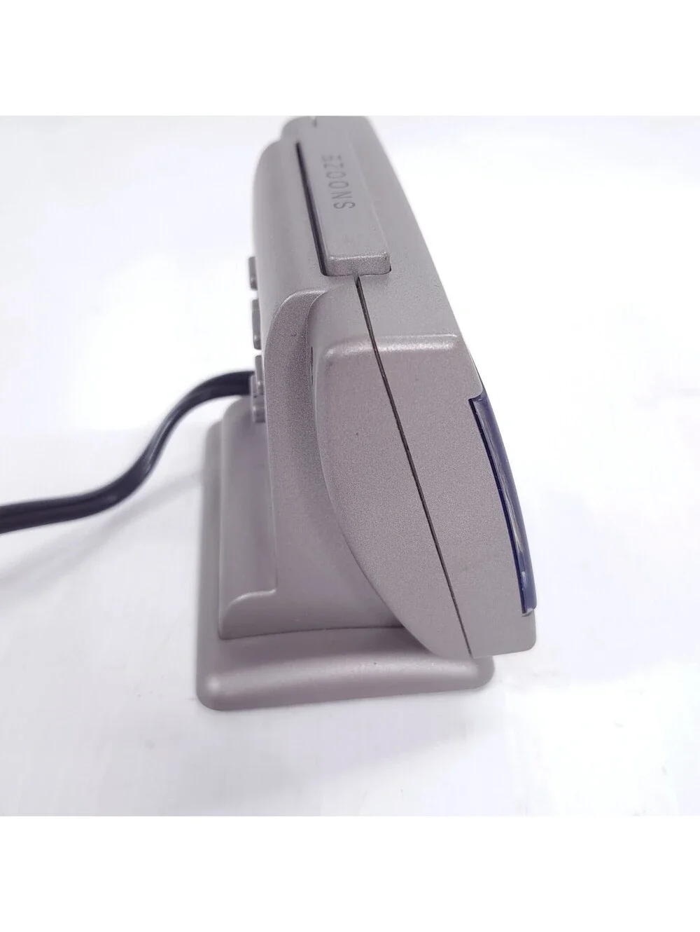 Advance travel alarm clock Model 3103 digital silver blue mini battery electric